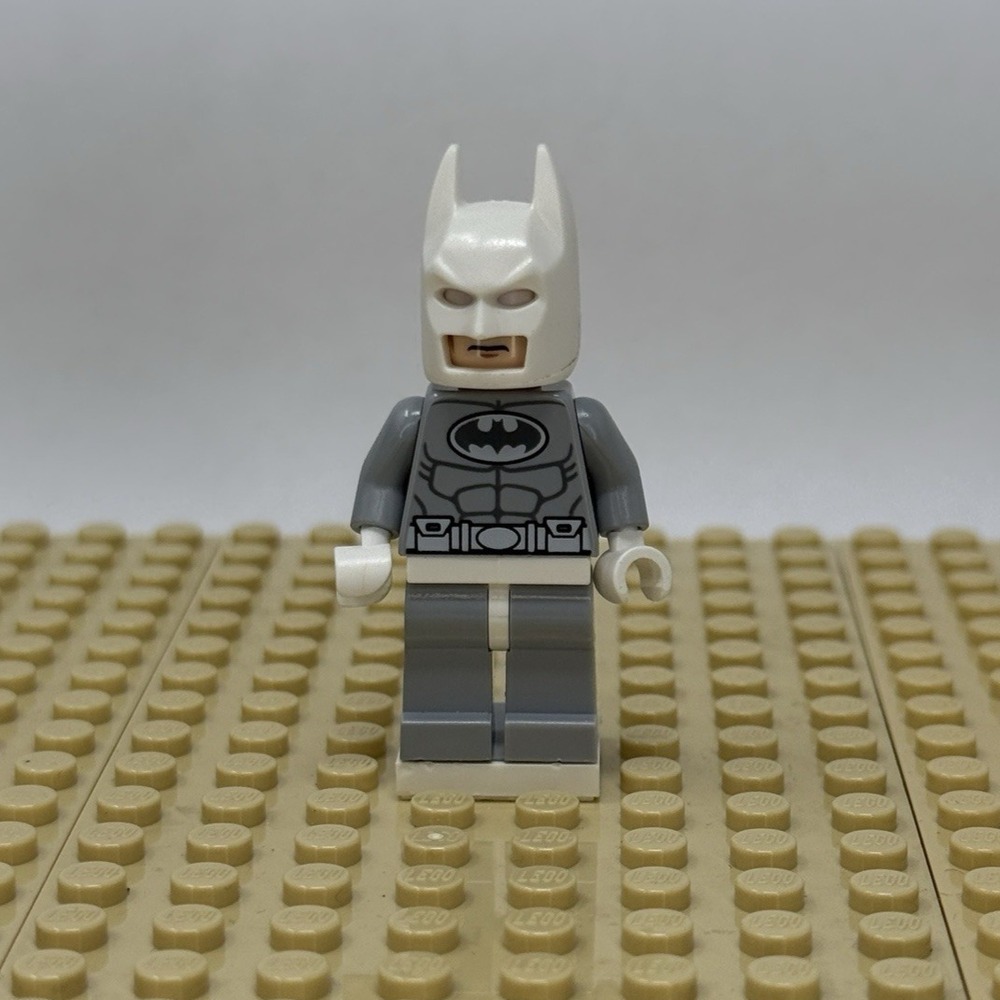 Lego Sh0047 Super Heroes Arctic Batman Minifigure 2013